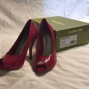 Pink Gianni Bini Heels